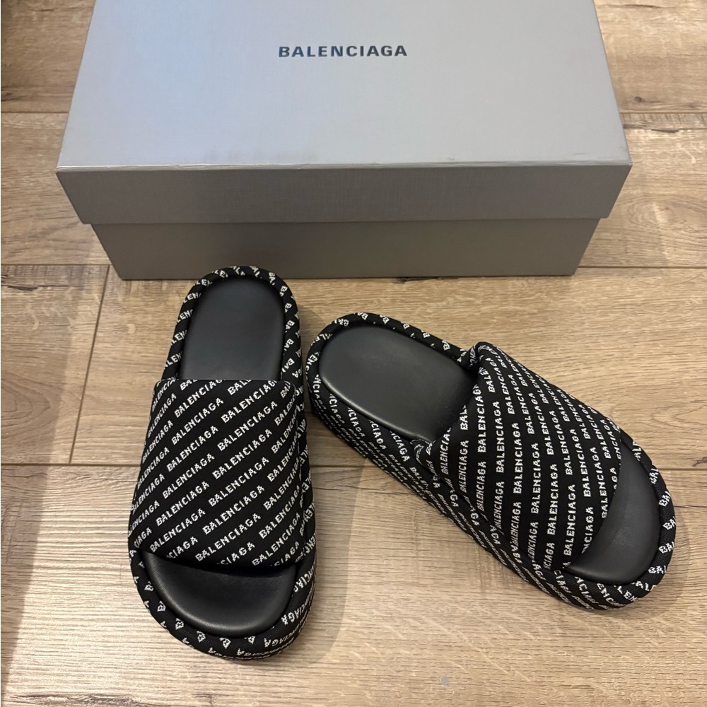 Balenciaga Black and White All-Over Logo Slide Sandals